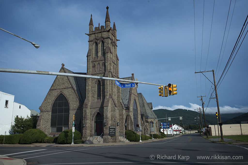 First Presbyterian Church, Williamsport PA       (c) 2016  Richard Karp